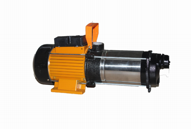 Self priming pump